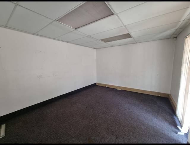 850M² BUILDING FOR SALE IN ALBERTON NORTH